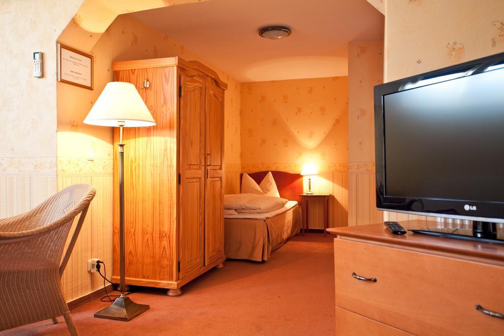 Safestay 3*