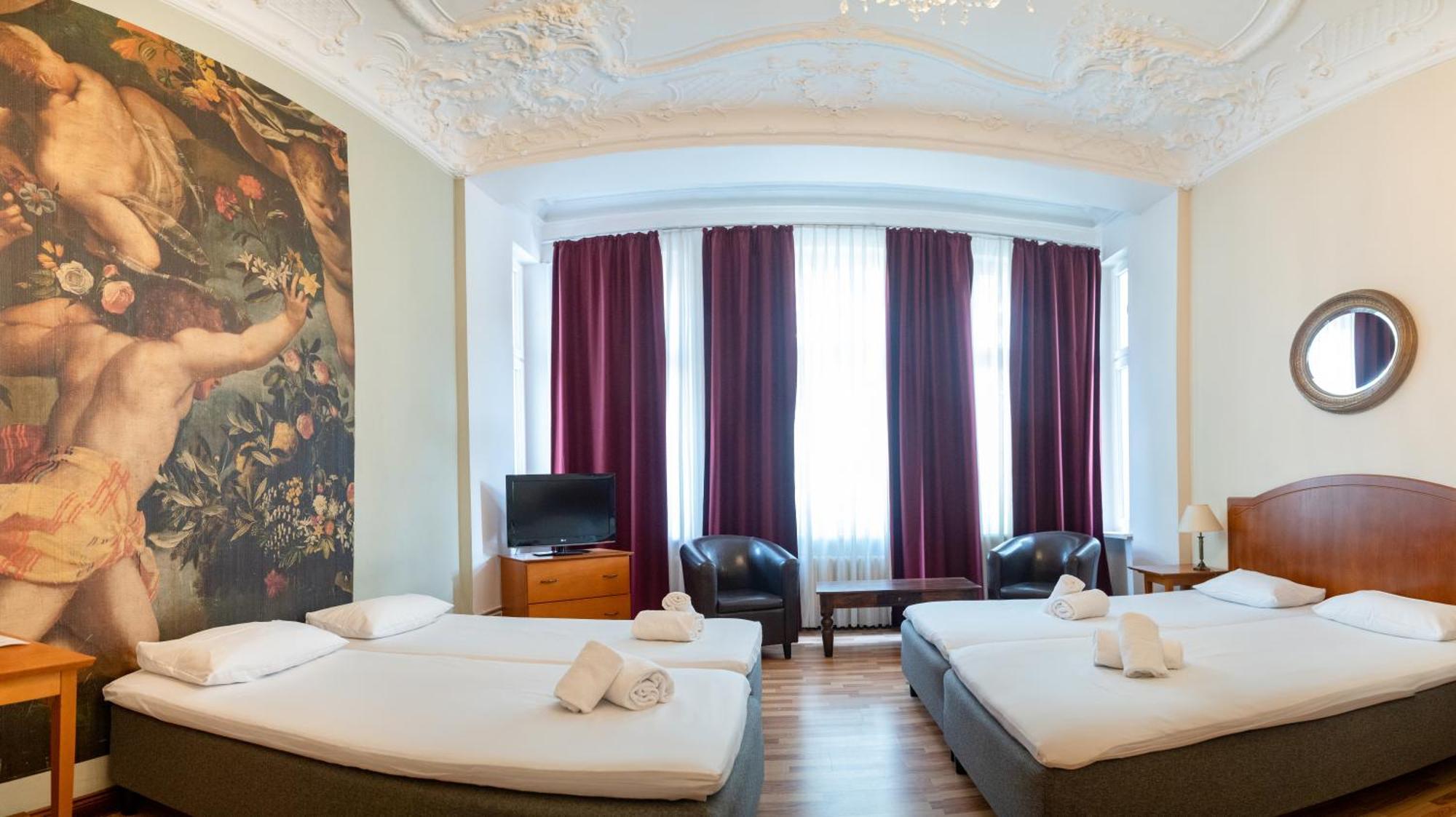 Hotel Safestay 3*